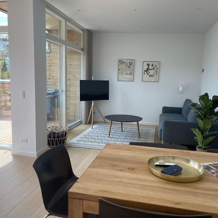Nybygget Hus I Svaneke Taet Pa Klipper, Skov Og Hav Exterior foto